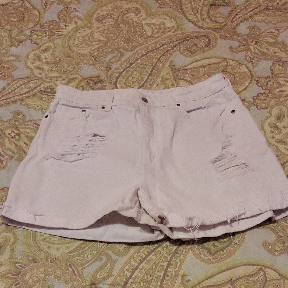 H&M Women's White Distressed Mom Shorts 12